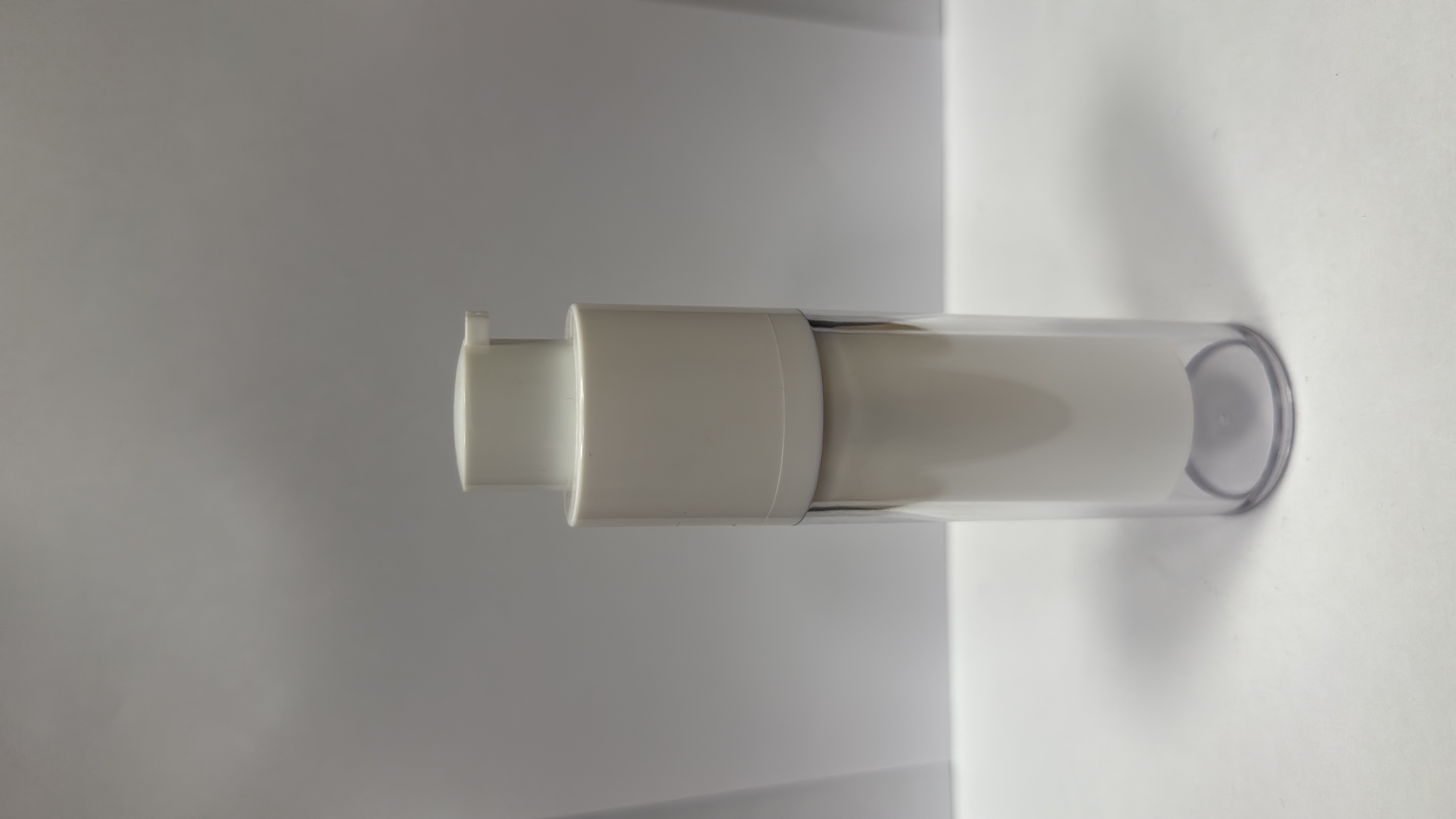 50 CC YUVARLAK BEYAZ AÇILIR KAPANIR AİRLESS