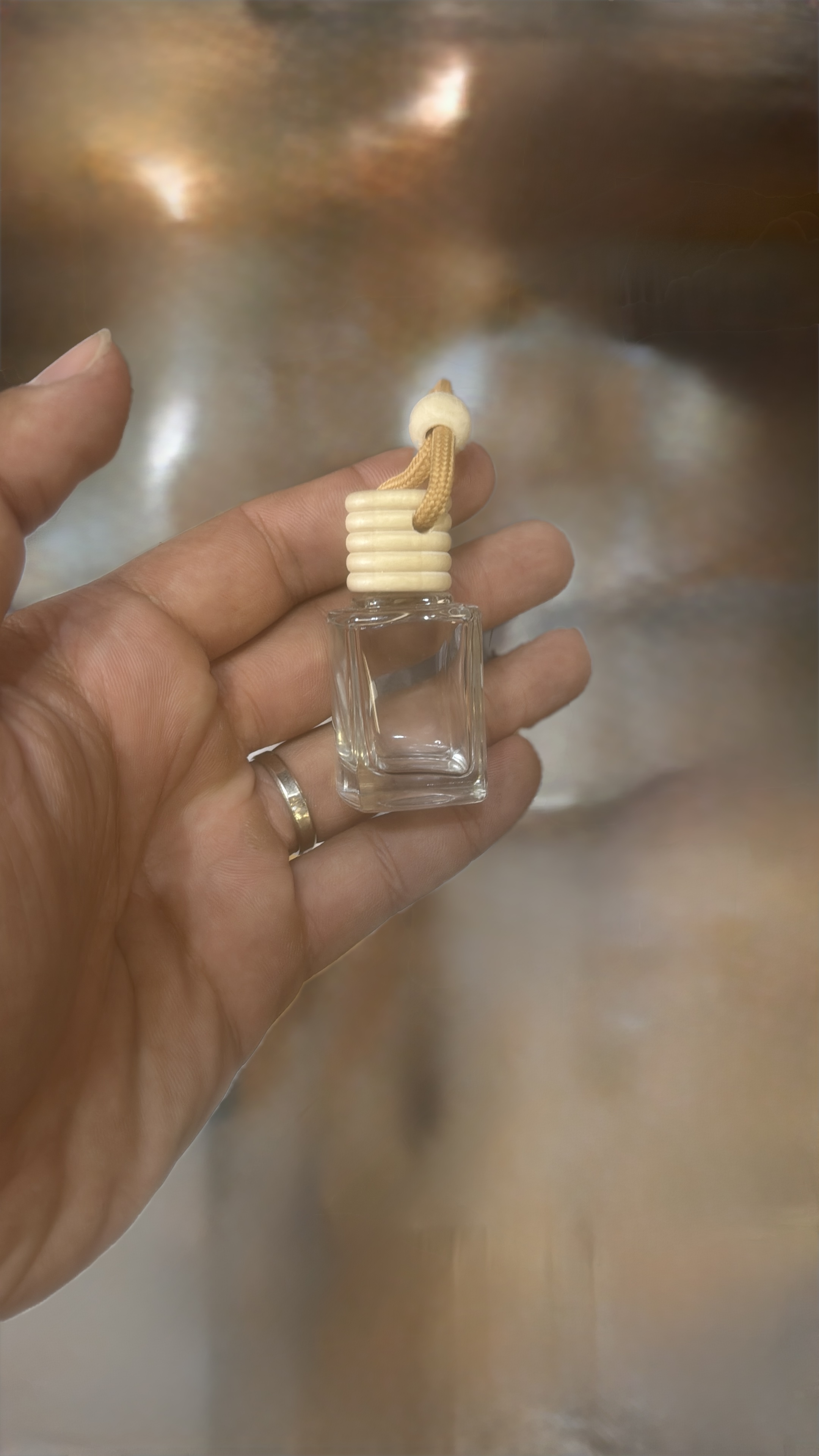 8 ML KARE OTO KOKU ŞİŞE