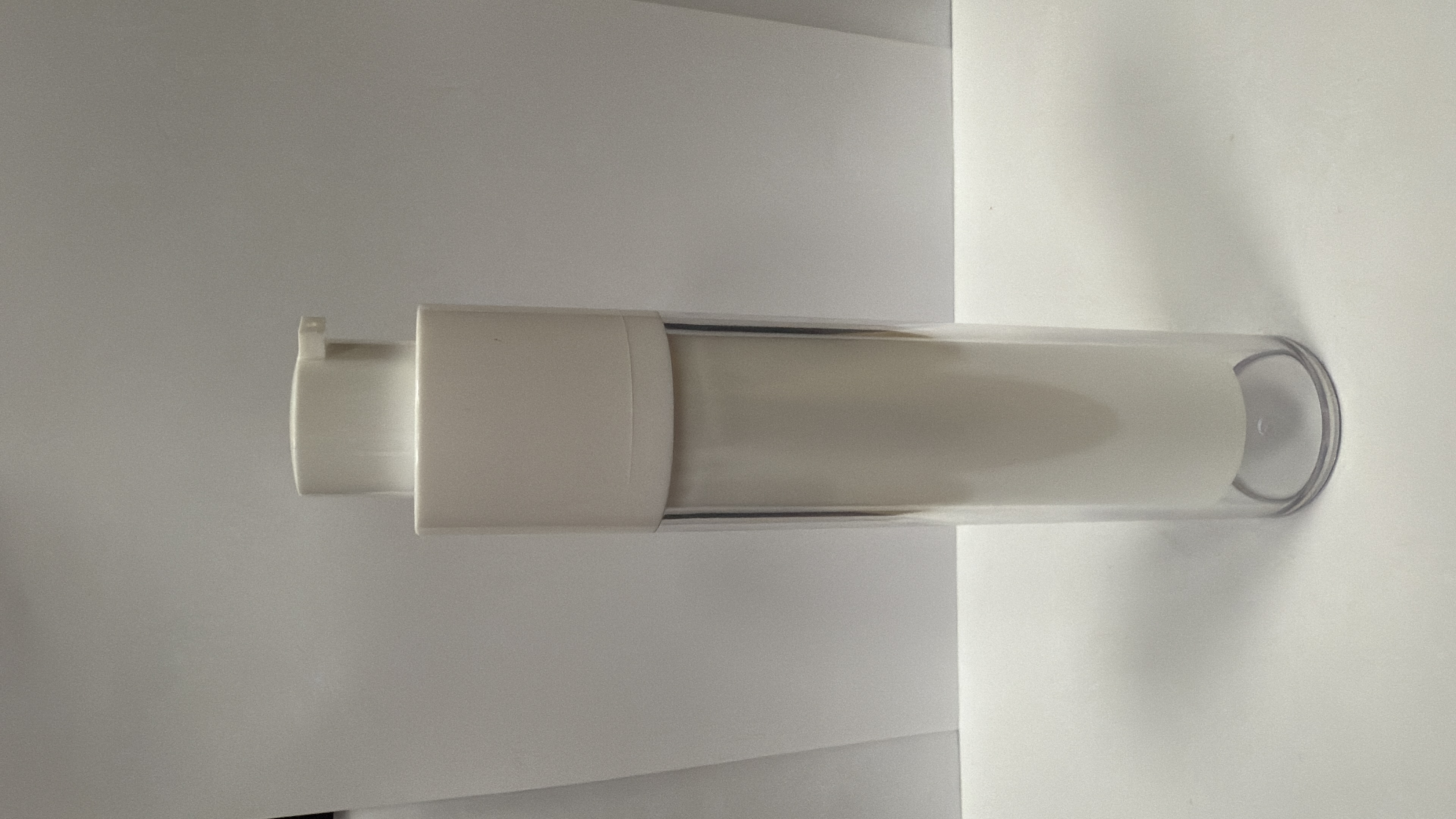 100 CC YUVARLAK BEYAZ AÇILIR KAPANIR AİRLESS 